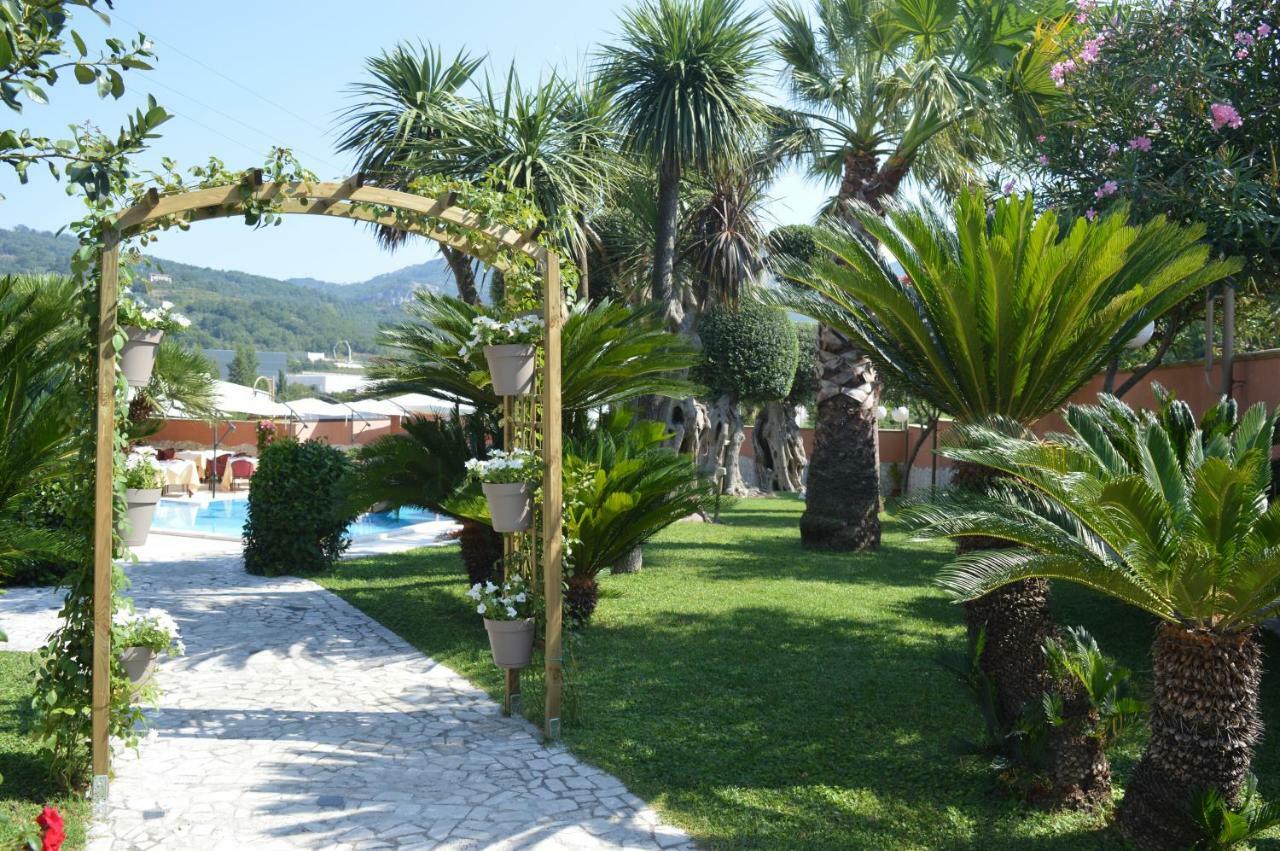 Villa Dei Fiori Montoro Inferiore Exterior photo